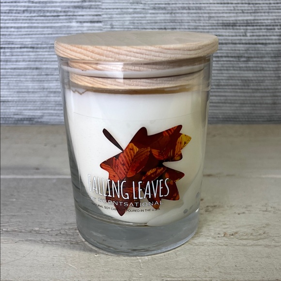 Scentsational Falling Leaves Soy Candle - Picture 1 of 2